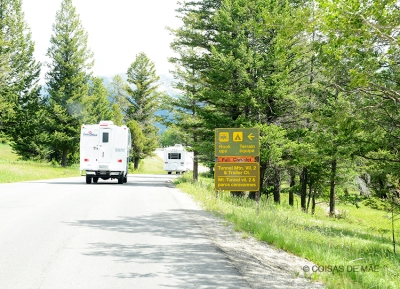 A estrada no Canadá é tão segura e bem sinalizada, que mesmo sem experiência, dirigi um caminhão.